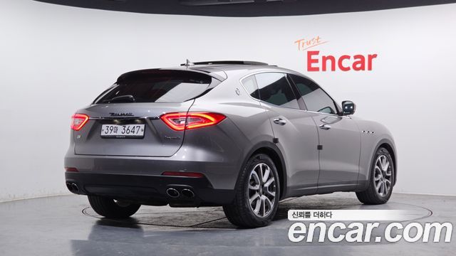 Maserati Levante 3.0 AWD Premium - фото 1