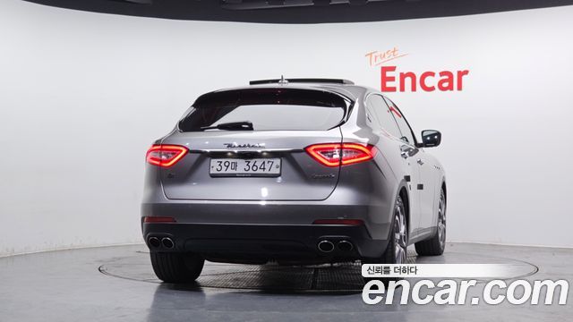 Maserati Levante 3.0 AWD Premium - фото 3
