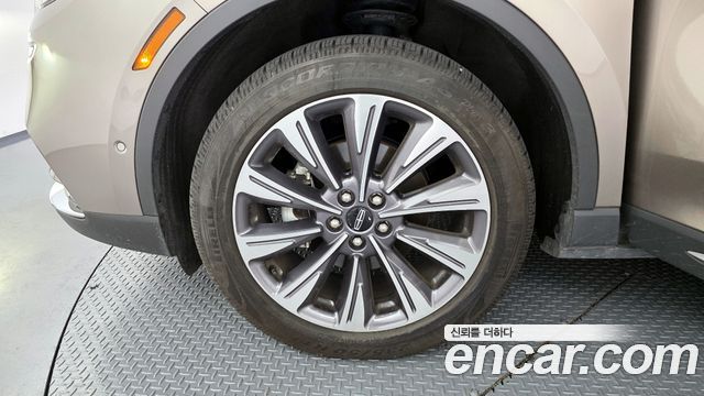 Lincoln Corsair 2.0 Reserve AWD - фото 4