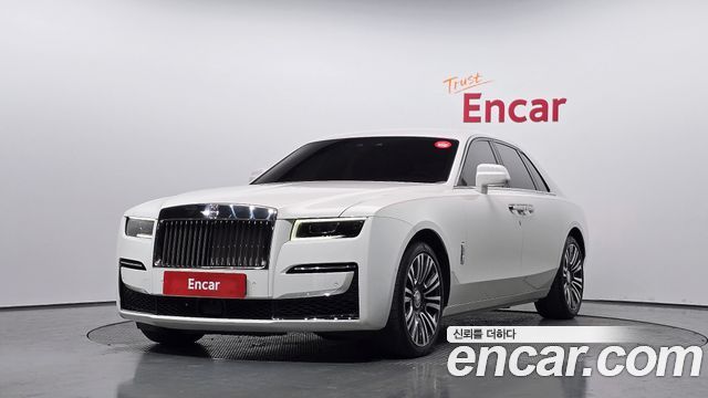 Rolls-Royce Ghost 2-го поколения 6.7 V12 - фото 0