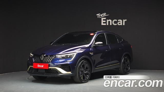 Renault Samsung Arkana 1.6 E-TECH Iconic Design Package - фото 0