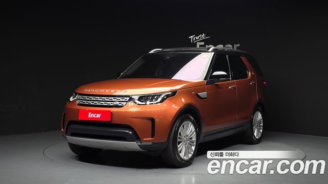 Land Rover Discovery 3.0 TD6 HSE Luxury - фото 0