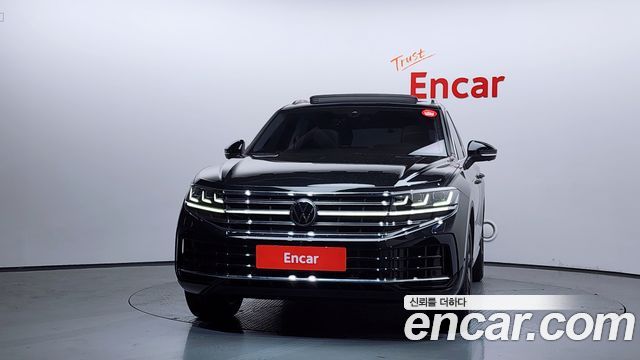 Volkswagen Touareg 3-го поколения 3.0 TDI Prestige - фото 2