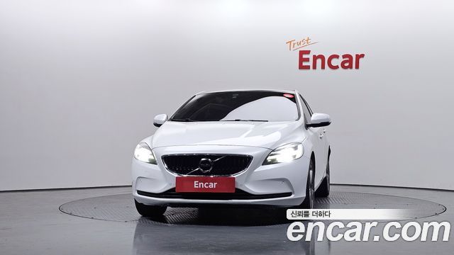 Volvo V40 D3 2nd - фото 2