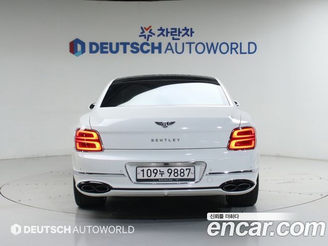 Bentley Flying Spur 3-го поколения 4.0 - фото 3