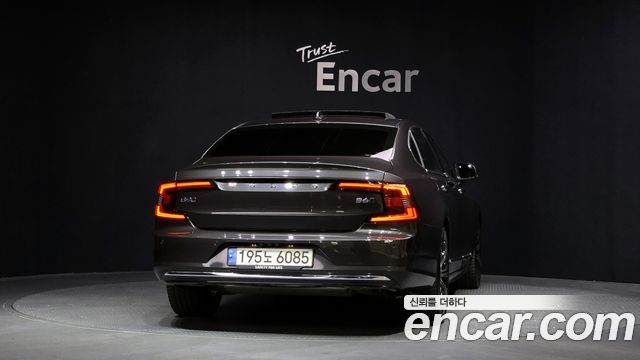 Volvo S90 B6 AWD Ultimate Bright - фото 3