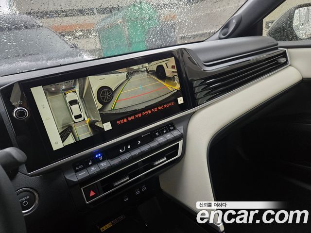 Toyota Camry XV80 2.5 XLE Premium Hybrid - фото 4
