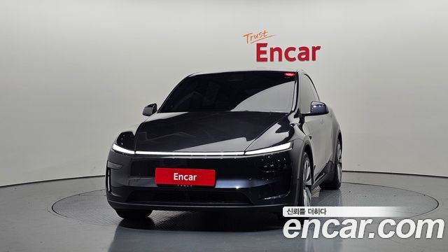 Tesla Model Y Long Range AWD - фото 2