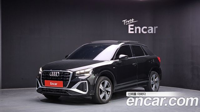 Audi Q2 35 TDI Premium - фото 0