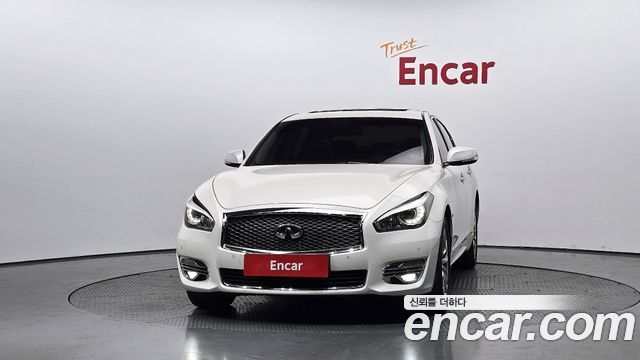 Infiniti Q70 3.7 Style - фото 2