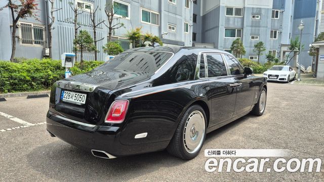 Rolls-Royce Phantom 6.7 V12 - фото 1