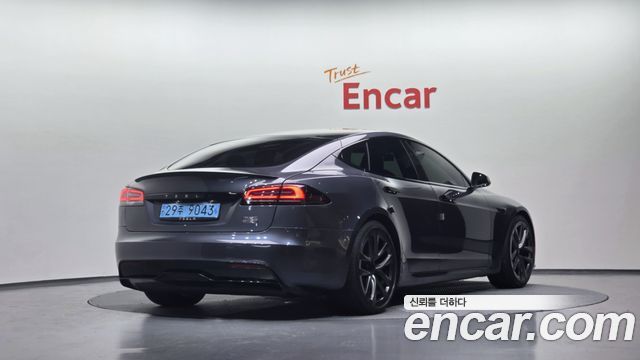 Tesla Model S Plaid - фото 1