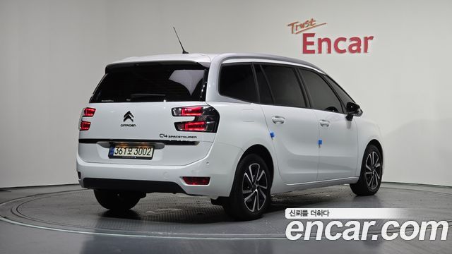 Citroen / DS C4 Spacetourer 1.5 BlueHDi Shine Pack - фото 1