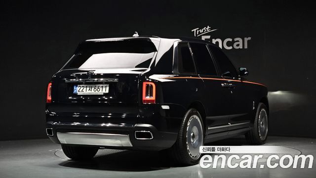 Rolls-Royce Cullinan 6.7 V12 - фото 1