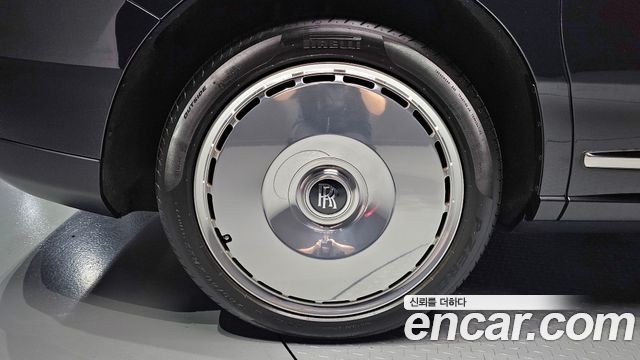Rolls-Royce Cullinan 6.7 V12 - фото 4