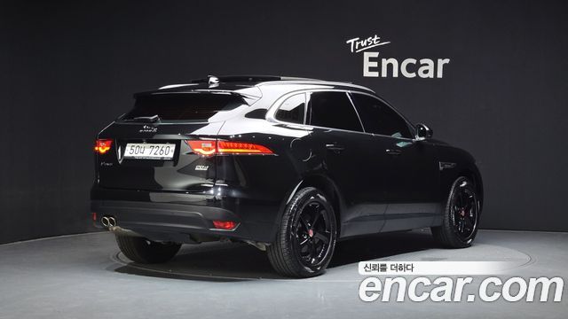 Jaguar F-PACE 20d Prestige - фото 1
