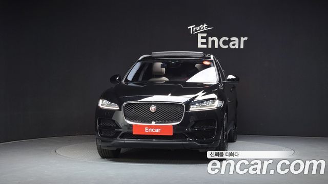 Jaguar F-PACE 20d Prestige - фото 2