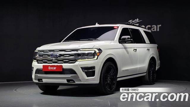 Ford Expedition Platinum 4WD 7Seater - фото 0