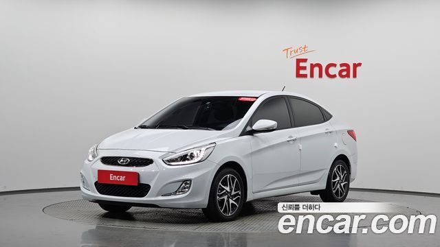 Hyundai Accent 1.4 VVT Premium - фото 0