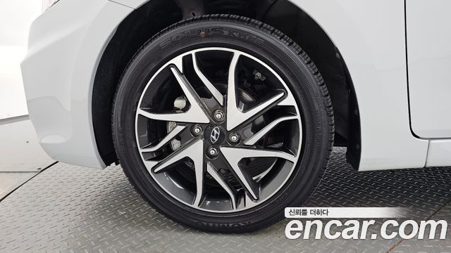 Hyundai Accent 1.4 VVT Premium - фото 4