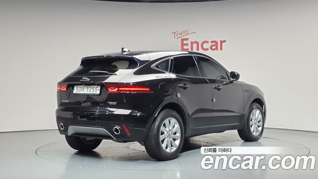Jaguar E-PACE P250 S - фото 0