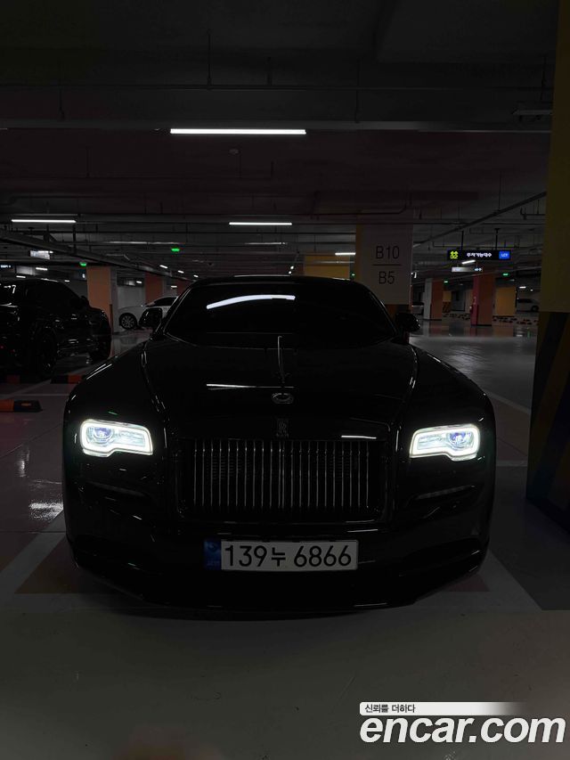 Rolls-Royce Wraith 6.6 Black Badge - фото 0