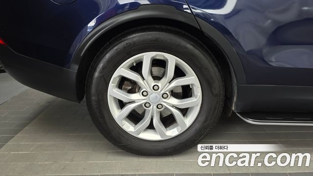 Land Rover Discovery 2.0 SD4 SE - фото 4
