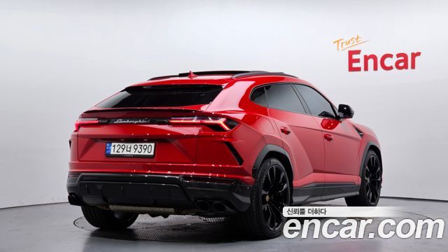 Lamborghini Urus 4.0 V8 - фото 1