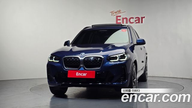 BMW iX3 M Sports - фото 2