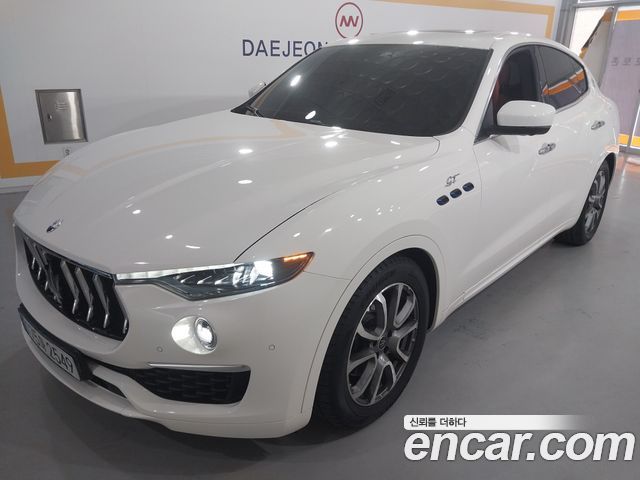 Maserati Levante 2.0 GT AWD - фото 0