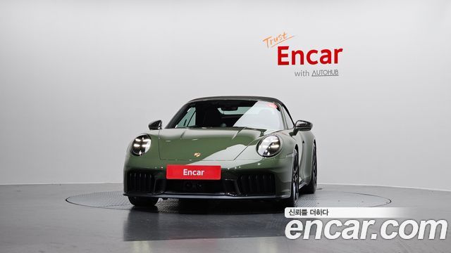 Porsche 911 Carrera 4 GTS Cabriolet - фото 2