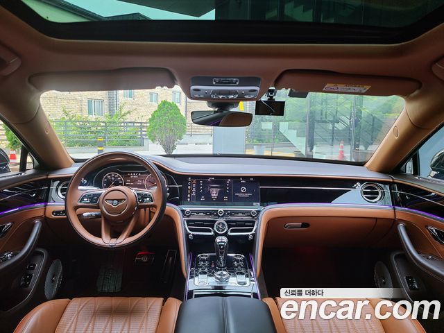 Bentley Flying Spur 3-го поколения 4.0 - фото 4