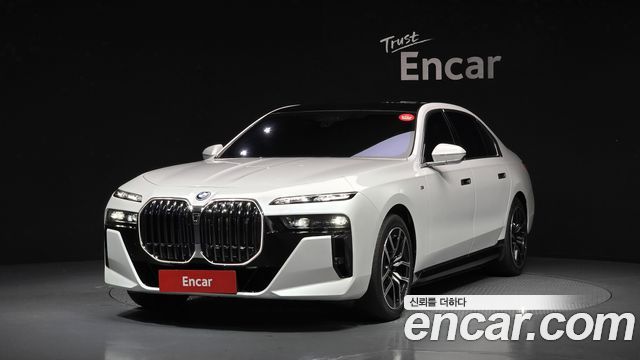 BMW i7 G70 eDrive 50 M Sport - фото 0