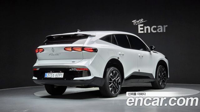 Renault Samsung Filante 1.5 E-Tech Iconic 2WD - фото 1