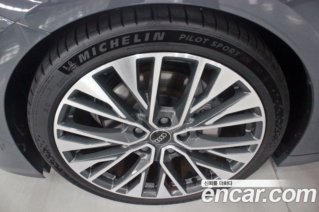 Audi A6 e-Tron Performance Advanced - фото 4