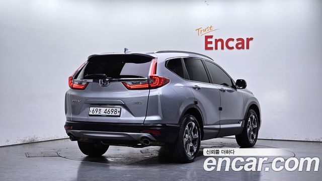 Honda CR-V 5-го поколения 1.5 EX-L 4WD - фото 1