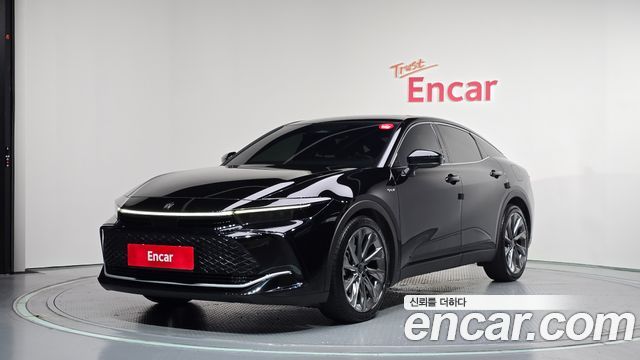 Toyota Crown Crossover 2.5 4WD Hybrid - фото 0