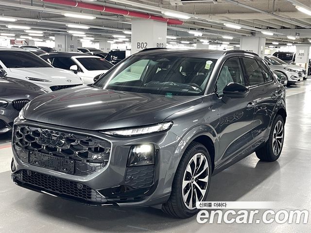 Audi Q3 FJ TFSI Quattro S Line Black Edition - фото 3