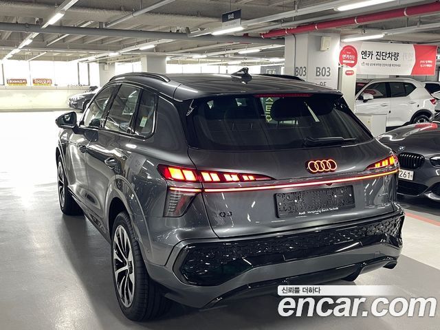 Audi Q3 FJ TFSI Quattro S Line Black Edition - фото 4