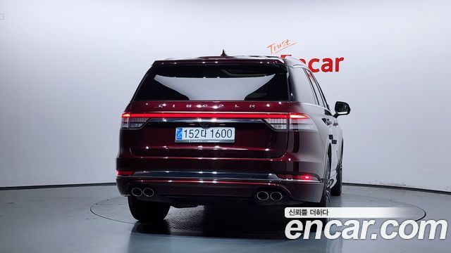 Lincoln Aviator 2-го поколения 3.0 Black Label AWD - фото 3