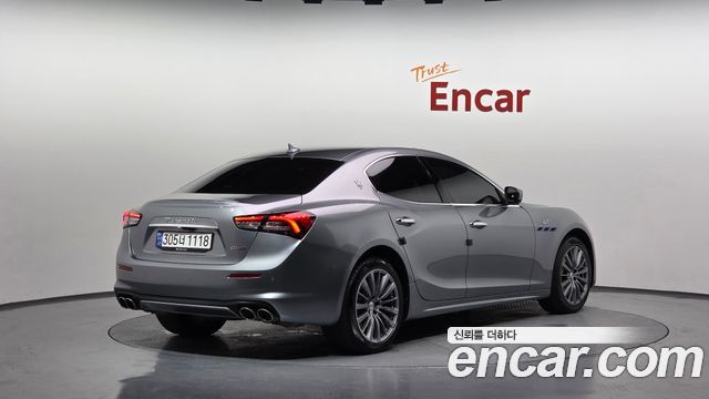 Maserati Ghibli 2.0 GT 3rd - фото 1