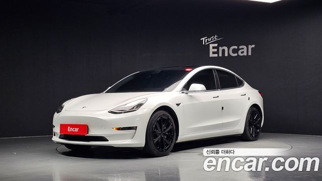 Tesla Model 3 Standard Range Plue RWD - фото 0