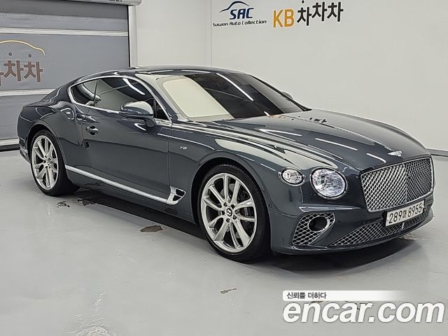 Bentley Continental GT 4.0 GT - фото 3