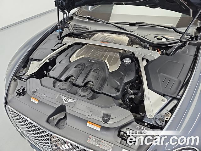 Bentley Continental GT 4.0 GT - фото 4