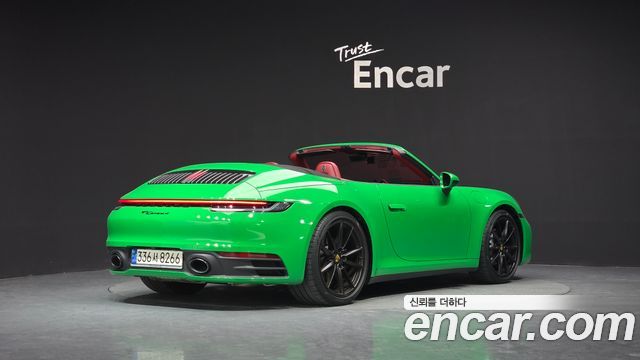 Porsche 911 Carrera 4 Cabriolet - фото 1
