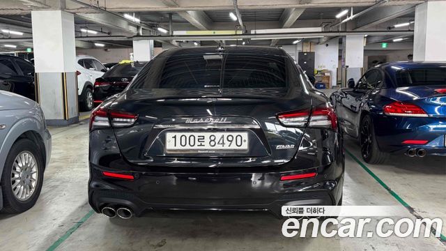 Maserati Ghibli 3.0 Diesel GranSport 3rd - фото 2