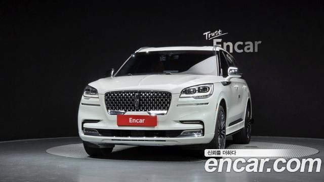 Lincoln Aviator 2-го поколения 3.0 Black Label AWD - фото 2