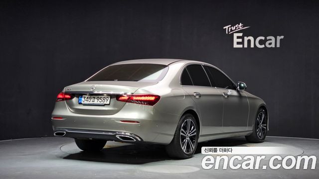 Mercedes-Benz E-Class W213 E250 Avantgarde - фото 1