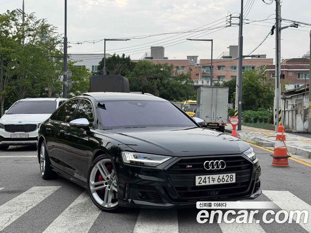 Audi S8 D5 4.0 TFSI Quattro LWB - фото 0