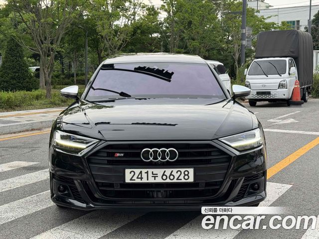 Audi S8 D5 4.0 TFSI Quattro LWB - фото 2